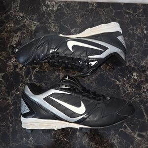 Nike Black and Silver Men's Cleats 7.5